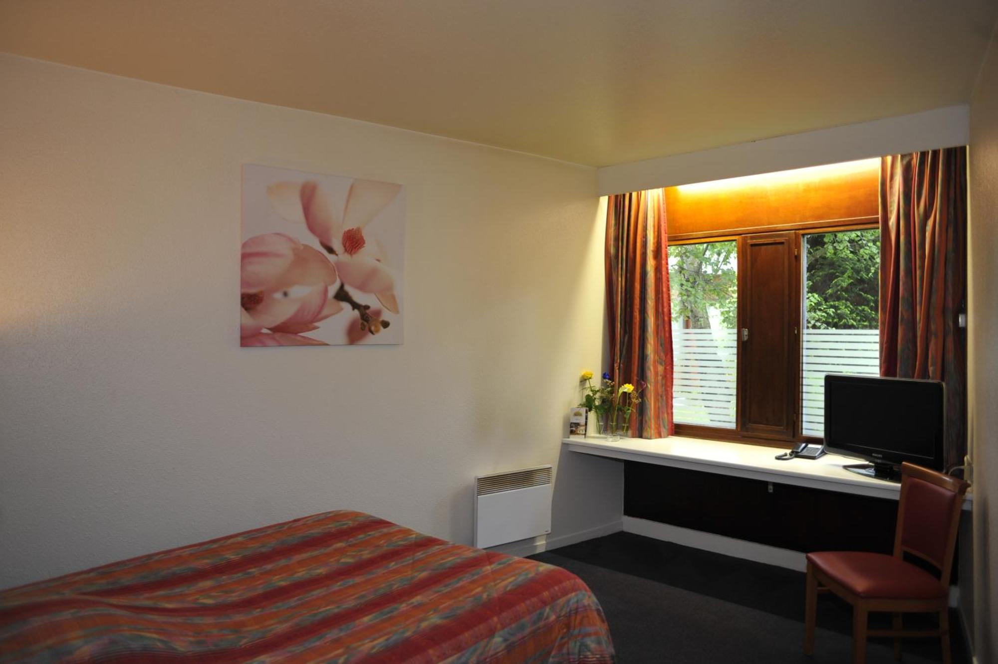Hotel Agena Faches-Thumesnil Exterior photo