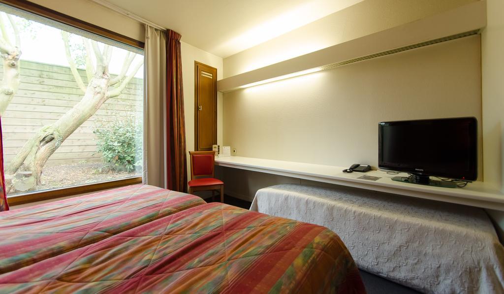 Hotel Agena Faches-Thumesnil Exterior photo